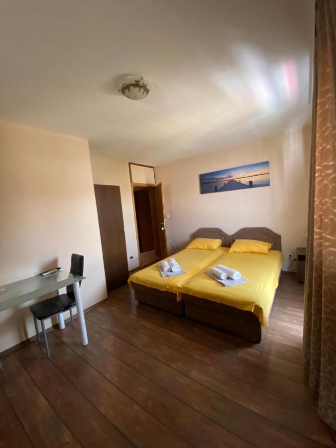 Apartments And Rooms Grande Casa بار المظهر الخارجي الصورة