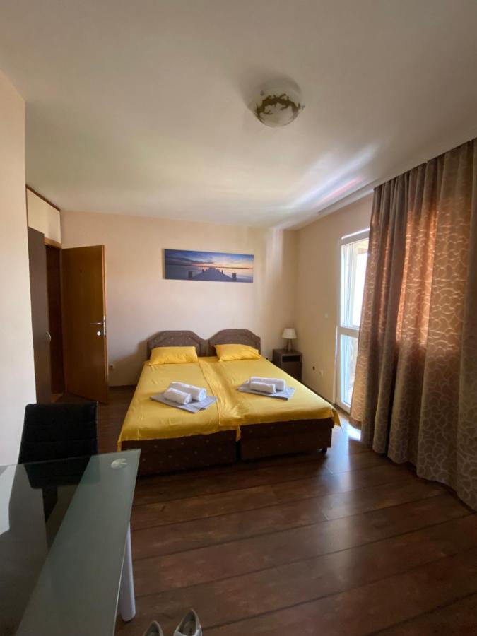 Apartments And Rooms Grande Casa بار المظهر الخارجي الصورة