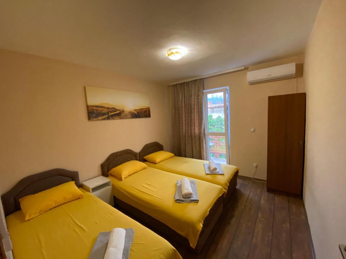 Apartments And Rooms Grande Casa بار المظهر الخارجي الصورة